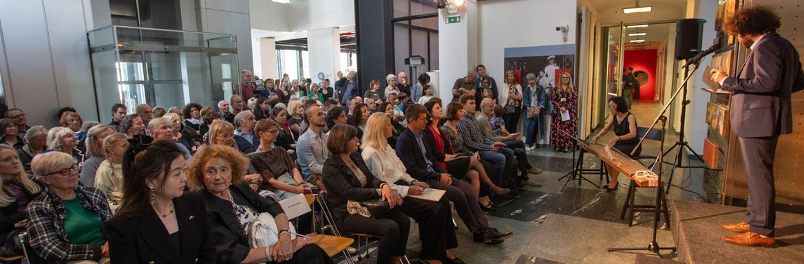 Fotoutrinki s sinočnjega odprtja razstave Azija sredi Ljubljane: Življenje Skuškove zbirke. Foto: Blaž Verbič