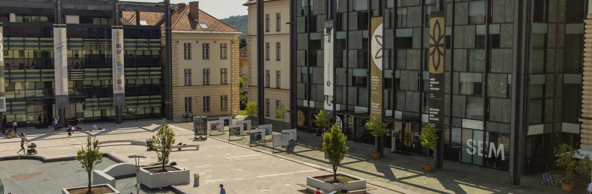 Razstavna hiša SEM