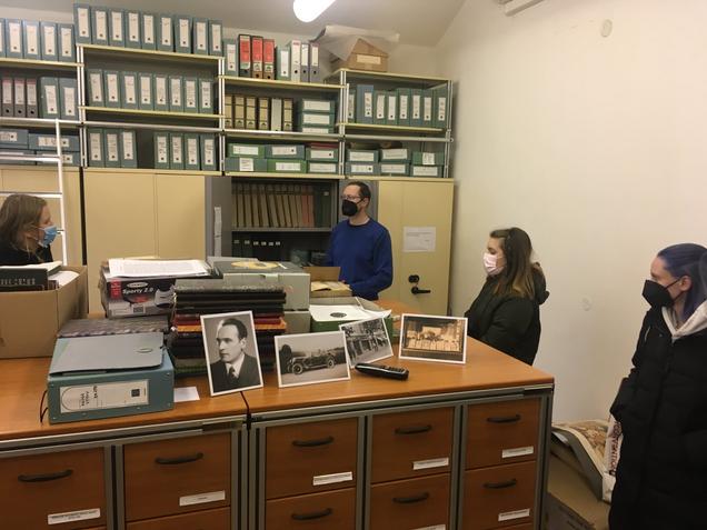 Oddelek za dokumentacijo so obiskali študenti Etnologije in kulturne antropologije