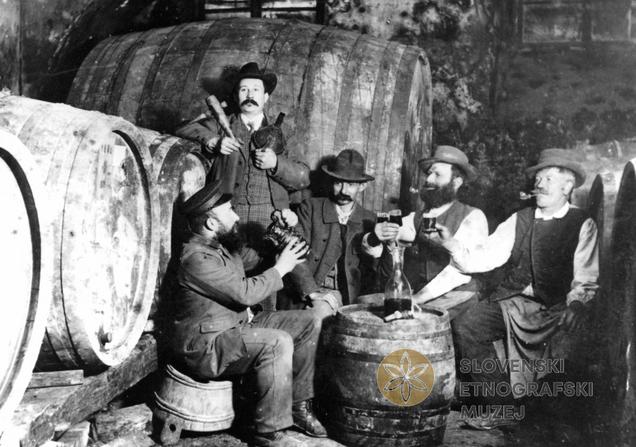 Vengar, Radovljica, 1910. Fotografijo hrani Dokumentacija SEM.