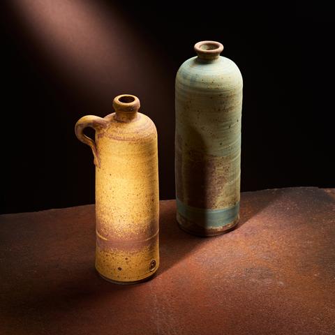 Izdelka z zadnjega Trienala rokodelstva, avtorica: Teja Hlačer, Foto: Tomo Jeseničnik