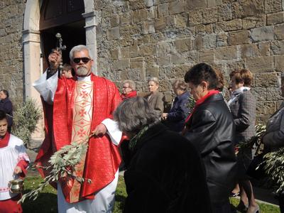 Blagoslov oljčnih vej in palm, Koštabona, 2016 (foto: Nena Židov)