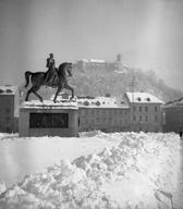 Spomenik kralju Aleksandru na Kongresnem trgu, Ljubljana, 1941, foto: Anton Šušteršič