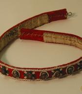 Parta, okrasni dekliški trak / Bela krajina / iz zbirke SEM / foto: J. Žagar. 