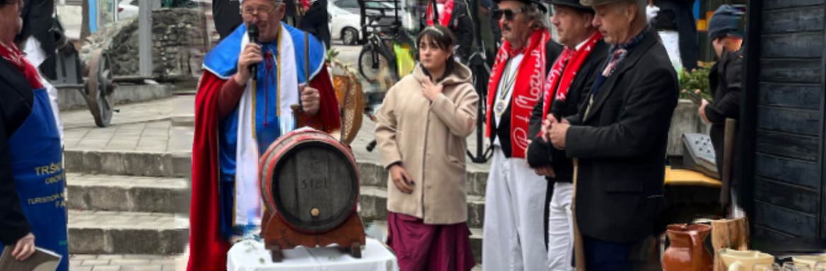 Na martinovo je v Mozirju prvi pustni dan! Foto: Adela Pukl