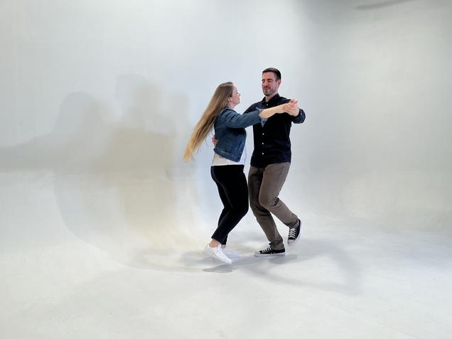 Snemanje pedagoškega filma o plesih sotiš in šamarjanka