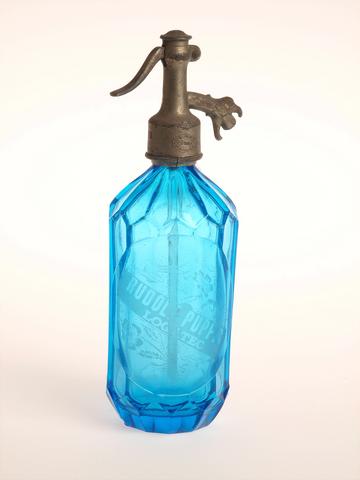 Sifonska steklenica, Logatec, pred drugo svetovno vojno