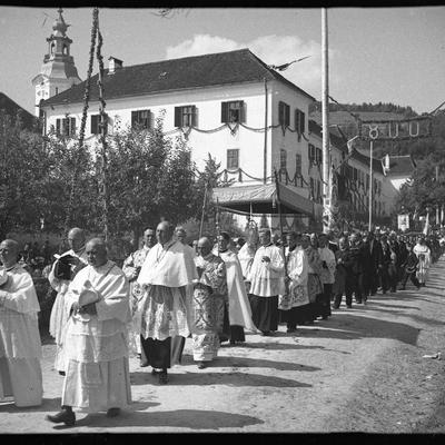 Cerkveni sprevod