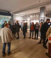 Utrinki odprtja razstave Ljudska umetnost med domom in svetom: Zbirki SEM in ljudske umetnosti NSK skupine IRWIN