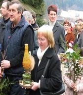 Izdelovanje cvetnonedeljskih butaric, Ljubno, 2016, Dokumentacija SEM