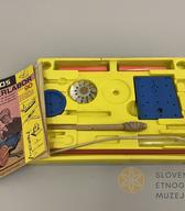 Igra Kinderlabor / Nemčija / 60. leta 20. stoletja / zbirka SEM