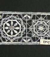 Renesančni motiv / vzorec firme Lapajne iz Idrije  / konec 19., zač. 20. stol. / foto: J. Žagar.  