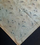 Svilena ruta posestnice in gostilničarke za velike praznike (Božič, Velika noč, Sv. Rešnje telo) / Sava pri Litiji, Dolenjsko / 20. stol. / iz zbirke SEM / foto: J. Žagar. 