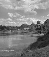 Trnovski pristan pred Plečnikovo ureditvijo nabrežja. Foto: Anton Šušteršič, 30. leta 20. stoletja